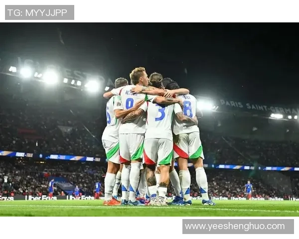 意大利欧洲杯足球队明星球员亮点解析与赛场表现分析