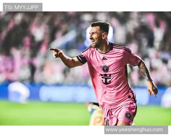 矮个子足球明星们如何凭借技术征服绿茵场打造不一样的传奇 矮个子足球明星们如何凭借技术征服绿茵场打造不一样的传奇